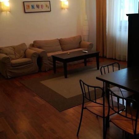 Apartment Partia Clabucet เปรดัล ภายนอก รูปภาพ