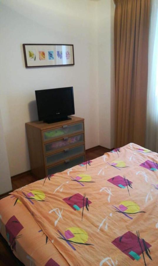 Apartment Partia Clabucet เปรดัล ภายนอก รูปภาพ
